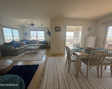 115 Boardwalk - Photo Thumbnail 14