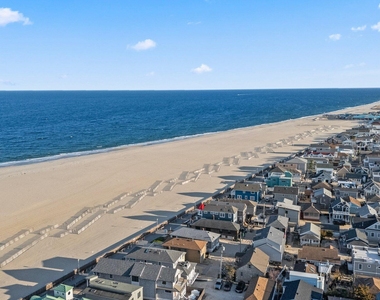 115 Boardwalk - Photo Thumbnail 2