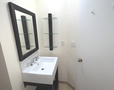 2445 Sw 18th Ter - Photo Thumbnail 8