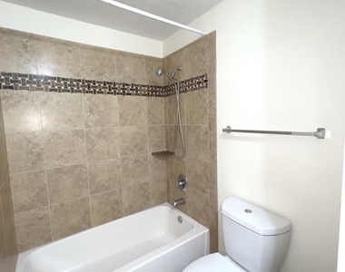 2445 Sw 18th Ter - Photo Thumbnail 9