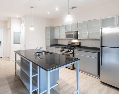 590 S. 15th St. - Photo Thumbnail 6