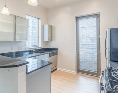 590 S. 15th St. - Photo Thumbnail 7