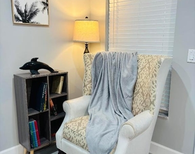 222 Se 3rd Street - Photo Thumbnail 9
