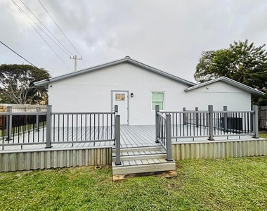 222 Se 3rd Street - Photo Thumbnail 29