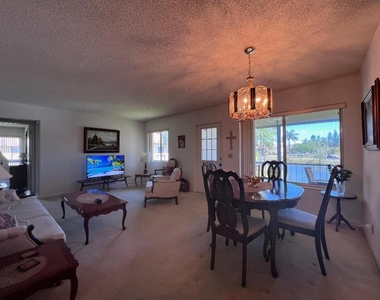 342 Pine Ridge Circle - Photo Thumbnail 8