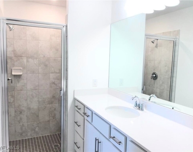 43060 Greenway Boulevard - Photo Thumbnail 7
