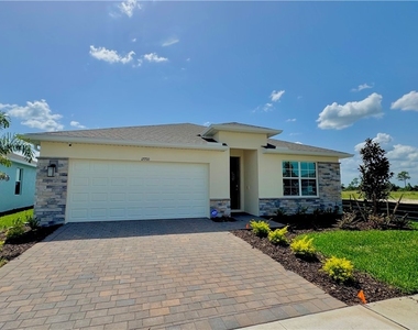 17710 Shade Tree Loop - Photo Thumbnail 24
