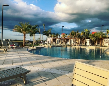 43031 Greenway Boulevard - Photo Thumbnail 15