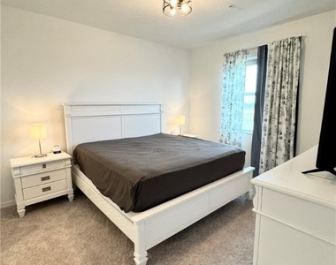 15275 Green Acres Avenue - Photo Thumbnail 9