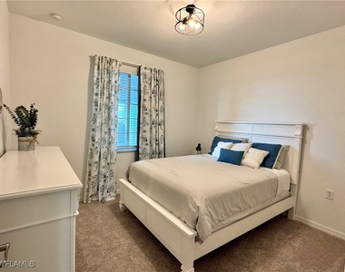 15275 Green Acres Avenue - Photo Thumbnail 13