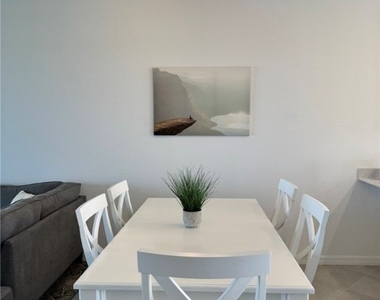 15275 Green Acres Avenue - Photo Thumbnail 3