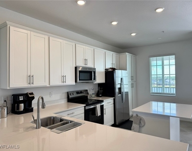 15275 Green Acres Avenue - Photo Thumbnail 7