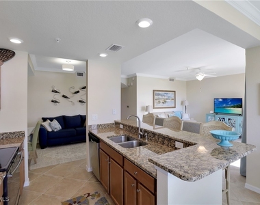 17961 Bonita National Boulevard - Photo Thumbnail 13
