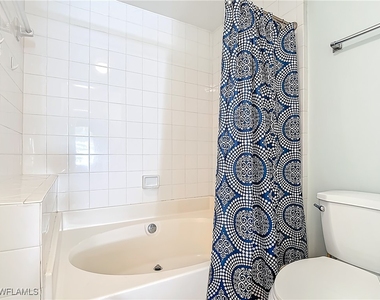 1044 Woodshire Lane - Photo Thumbnail 12