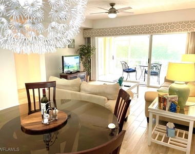 1044 Woodshire Lane - Photo Thumbnail 4