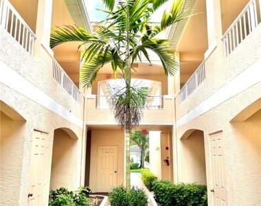 1044 Woodshire Lane - Photo Thumbnail 11