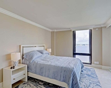 5380 N Ocean Drive - Photo Thumbnail 24