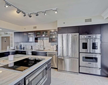 5380 N Ocean Drive - Photo Thumbnail 5