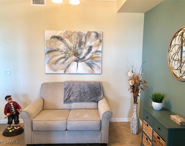 17991 Bonita National Boulevard - Photo Thumbnail 8