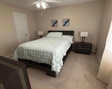 335 Knotty Pine Circle - Photo Thumbnail 8