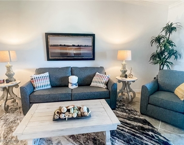 16000 Grassland Lane - Photo Thumbnail 5