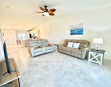 15960 Grassland Lane - Photo Thumbnail 11