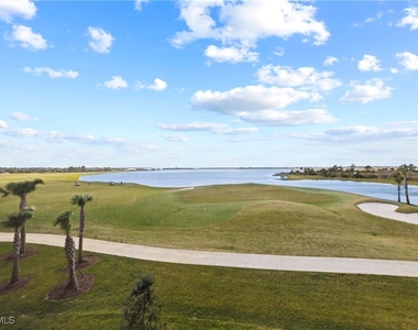 43020 Greenway Boulevard - Photo Thumbnail 17