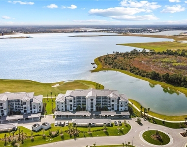 43020 Greenway Boulevard - Photo Thumbnail 18