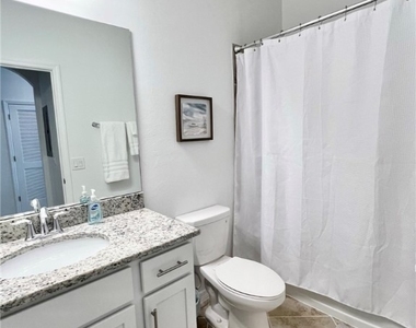 43020 Greenway Boulevard - Photo Thumbnail 13