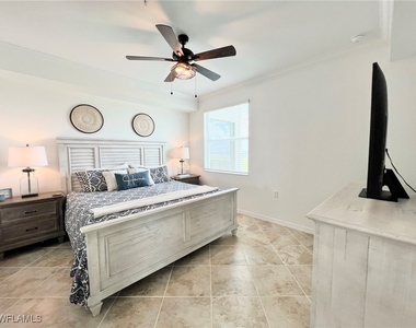 43020 Greenway Boulevard - Photo Thumbnail 9