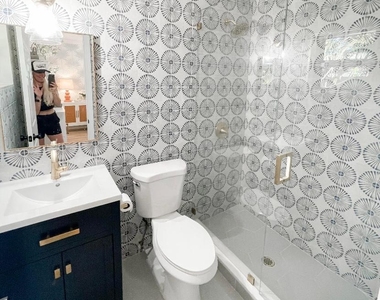7 Fayette Drive - Photo Thumbnail 18
