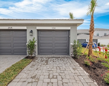 11821 Venetian Lagoon Drive - Photo Thumbnail 22