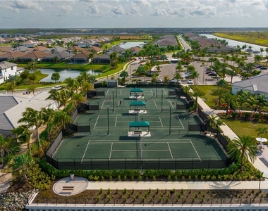 11821 Venetian Lagoon Drive - Photo Thumbnail 44