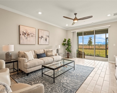 11821 Venetian Lagoon Drive - Photo Thumbnail 8