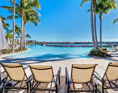 10761 Vivaldi Court - Photo Thumbnail 30