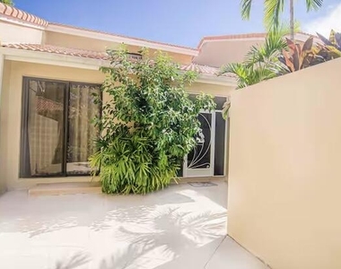 265 Old Meadow Way - Photo Thumbnail 3