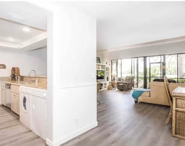 265 Old Meadow Way - Photo Thumbnail 4