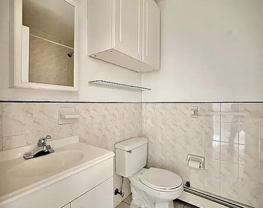 31-12 43rd Street - Photo Thumbnail 6