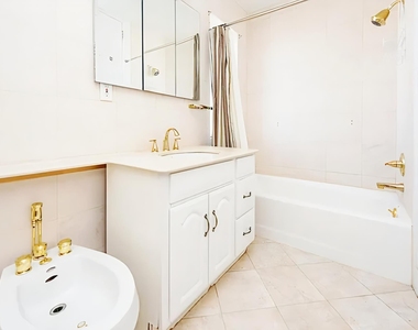 31-12 45th Street - Photo Thumbnail 10