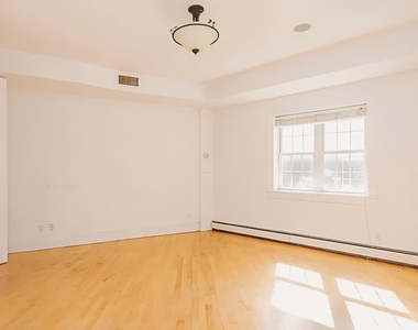 31-12 45th Street - Photo Thumbnail 8