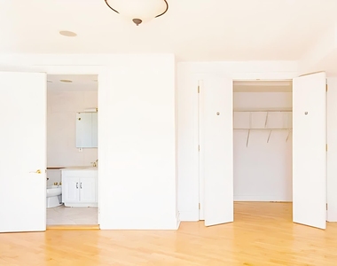 31-12 45th Street - Photo Thumbnail 7