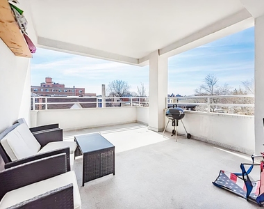 31-12 45th Street - Photo Thumbnail 4