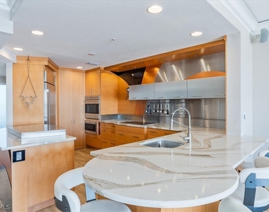 4975 Bonita Beach Road - Photo Thumbnail 18