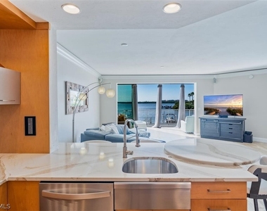 4975 Bonita Beach Road - Photo Thumbnail 12