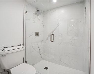 25900 Hickory Boulevard - Photo Thumbnail 25