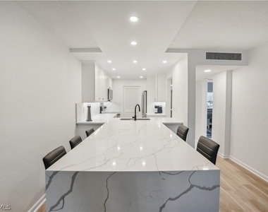 25900 Hickory Boulevard - Photo Thumbnail 12