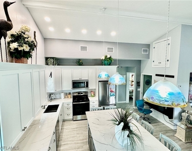 3770 Park Avenue - Photo Thumbnail 5