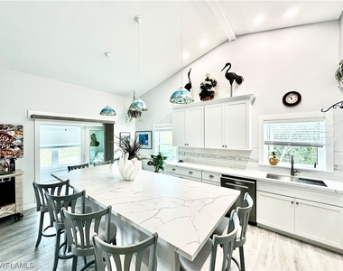 3770 Park Avenue - Photo Thumbnail 4
