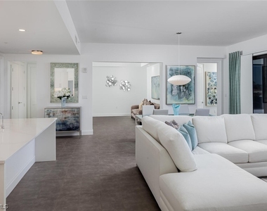 1111 Central Avenue - Photo Thumbnail 3