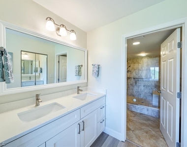 15161 Cedarwood Lane - Photo Thumbnail 19
